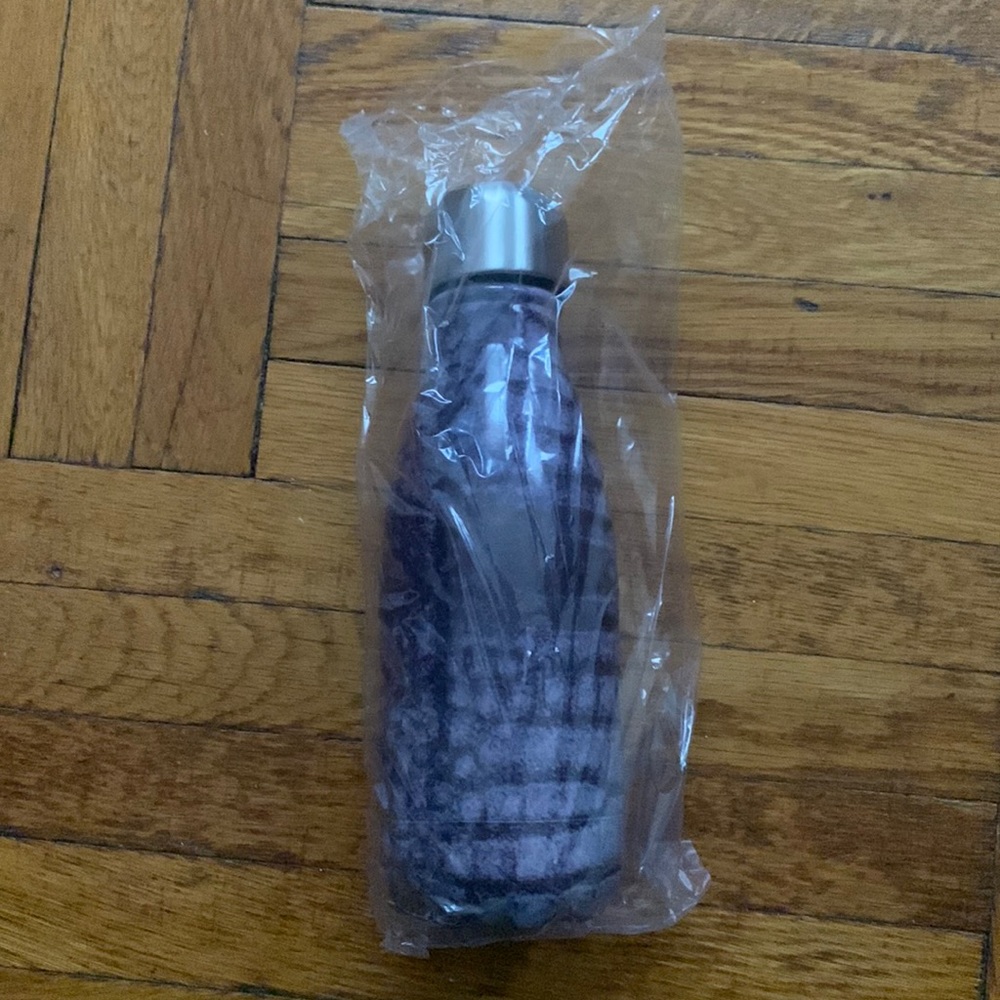 Small s’well bottle